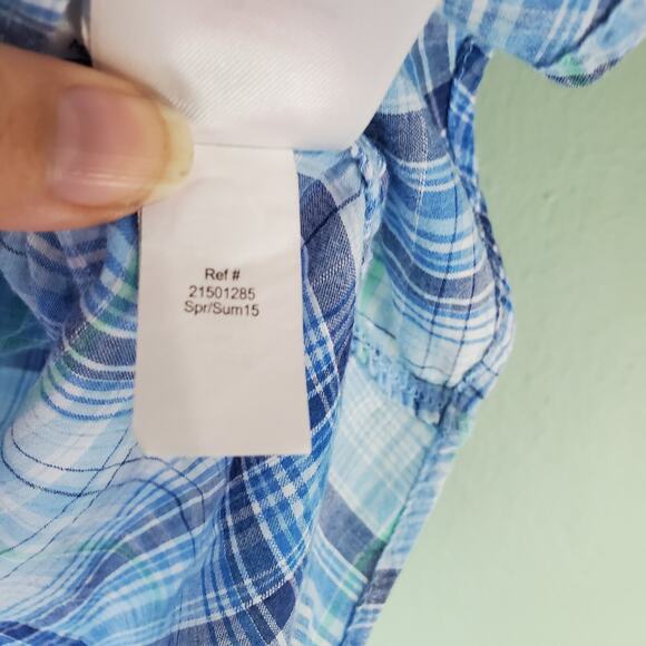 Eddie Bauer Womens Blue Plaid Sleeveless Lightweight Top Size Medium Outdoor - Picture 7 of 8